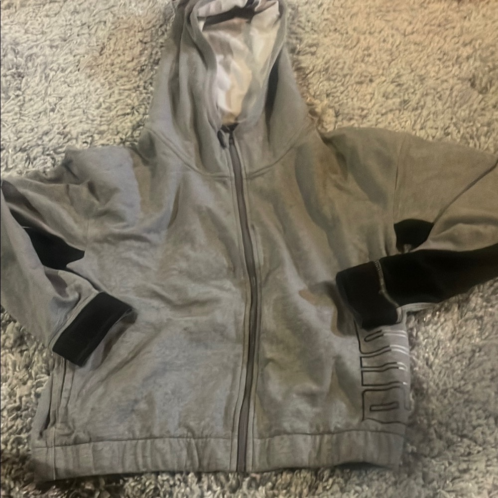 3/$15 Puma Gray and Black Lightweight Hooded Jacket Woman’s small cropped